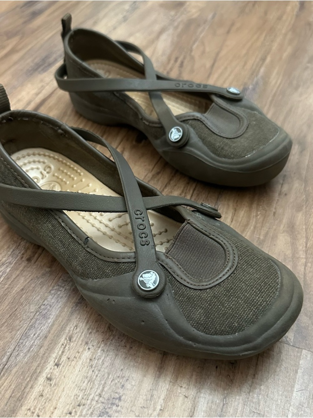 Crocs Celeste Mary Jane Comfort Cushioned Slip on Ballet Flats Shoes Brown Olive